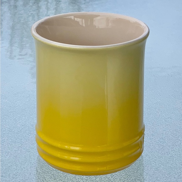 Le Creuset Coffee Mug ~ Soleil/Yellow - Picture 2 of 6